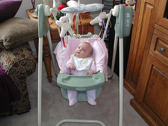 Get To Know The Best Portable Baby Swing!